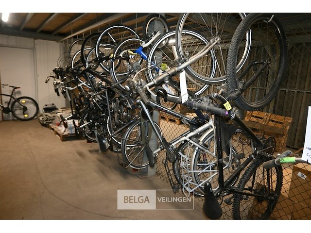 Partij diverse fietsen - afbeelding 2 van  6