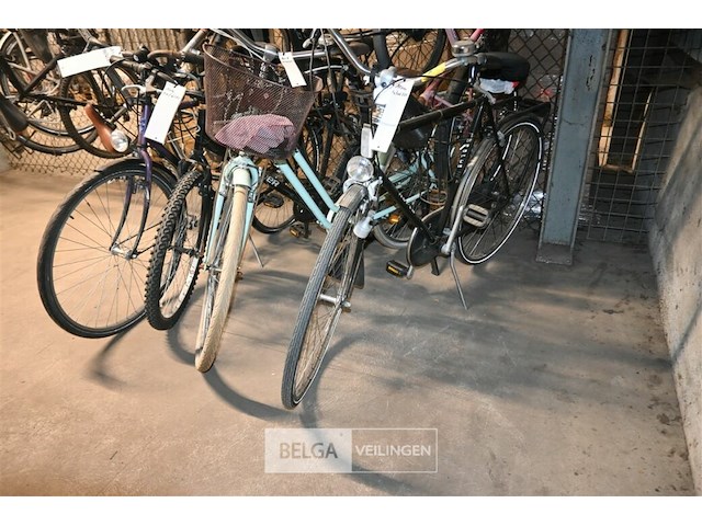 Partij diverse fietsen - afbeelding 2 van  5