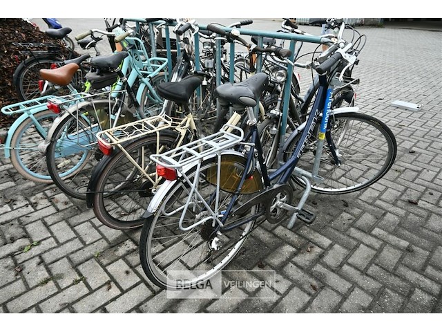 Partij diverse fietsen - afbeelding 2 van  7