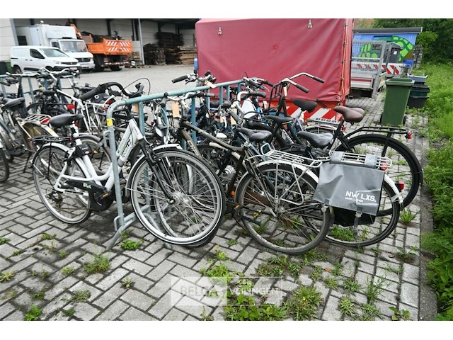 Partij diverse fietsen - afbeelding 2 van  8