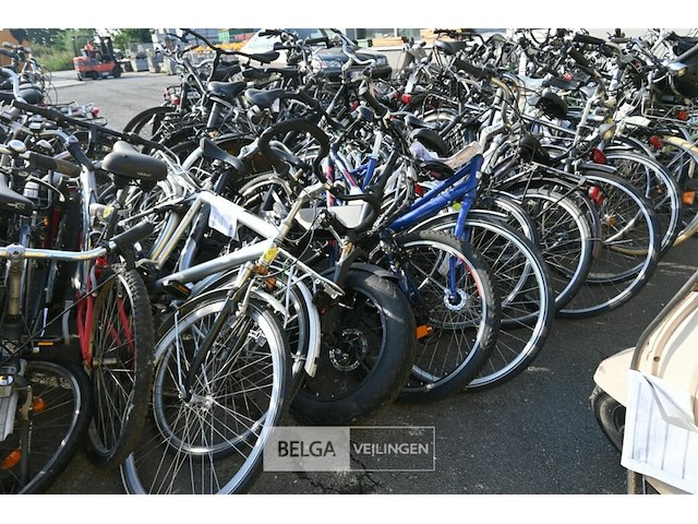 Partij diverse fietsen - afbeelding 1 van  5