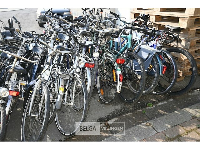 Partij diverse fietsen - afbeelding 1 van  7
