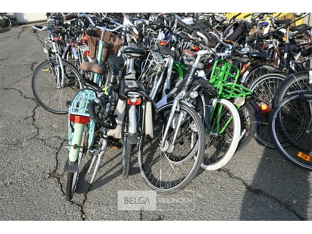 Partij diverse fietsen - afbeelding 1 van  4