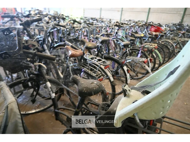 Partij diverse fietsen - afbeelding 2 van  6