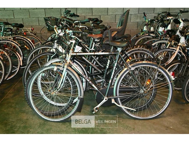 Partij diverse fietsen - afbeelding 2 van  5