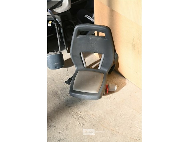 Partij diverse fietsstoelen - afbeelding 5 van  6