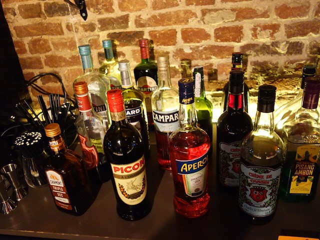 Partij diverse flessen sterke drank - afbeelding 4 van  10