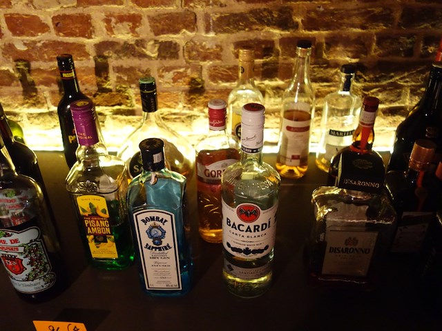 Partij diverse flessen sterke drank - afbeelding 6 van  10