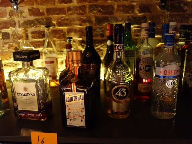 Partij diverse flessen sterke drank - afbeelding 7 van  10