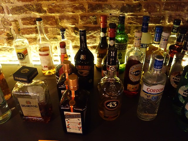 Partij diverse flessen sterke drank - afbeelding 8 van  10