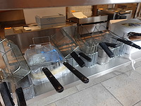 Partij diverse frietmanden - afbeelding 9 van  15