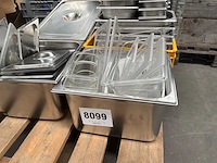 Partij diverse gastronormbakken