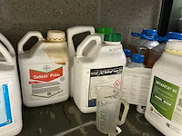 Partij diverse gazon behandeling produkten - afbeelding 4 van  8