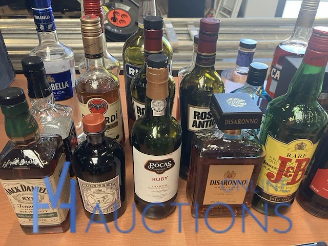 Partij diverse geestrijke dranken - afbeelding 14 van  14