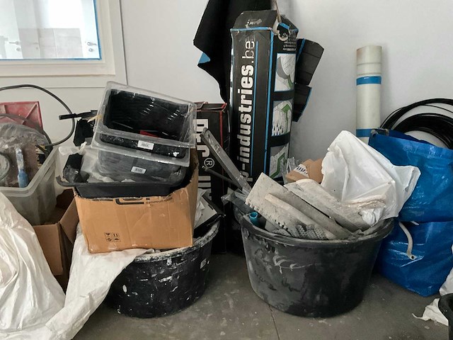 Partij diverse gereedschappen en bouwmaterialen - afbeelding 8 van  27