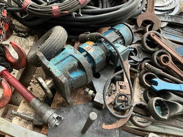 Partij diverse gereedschappen en onderdelen - afbeelding 6 van  10