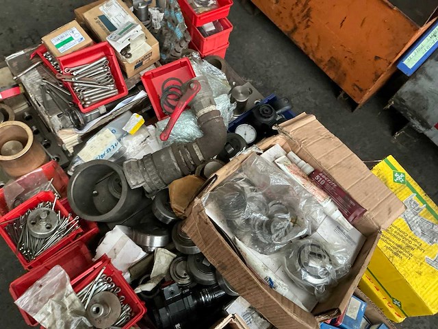 Partij diverse gereedschappen en onderdelen - afbeelding 5 van  16