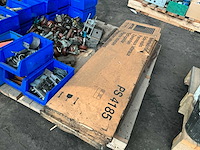 Partij diverse gereedschappen en onderdelen - afbeelding 15 van  16