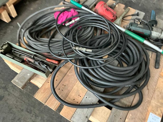 Partij diverse gereedschappen en onderdelen - afbeelding 16 van  17