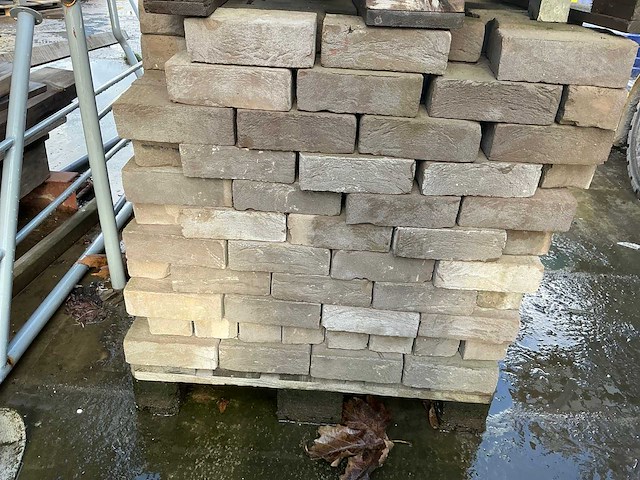 Partij diverse gevelstenen - afbeelding 4 van  4