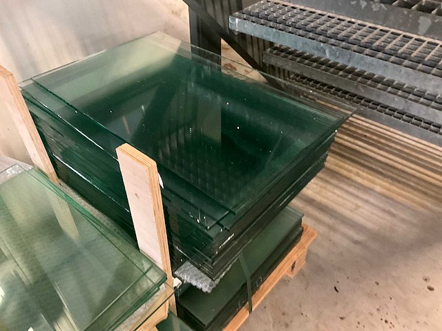 Partij diverse glazen leggers - afbeelding 8 van  10