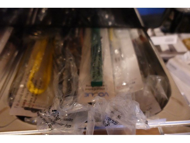 Partij diverse gn bakken met inhoud - afbeelding 5 van  18