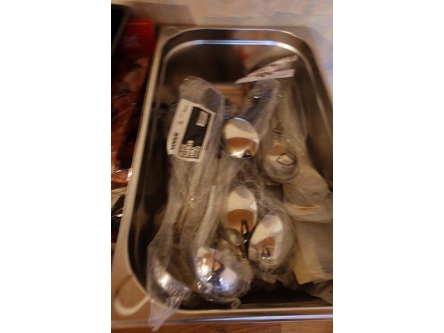 Partij diverse gn bakken met inhoud - afbeelding 10 van  18