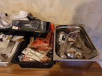 Partij diverse gn bakken met inhoud - afbeelding 11 van  18