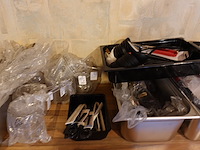 Partij diverse gn bakken met inhoud - afbeelding 14 van  18