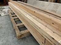 Partij diverse grenen kepers en plafondlatten - afbeelding 6 van  15