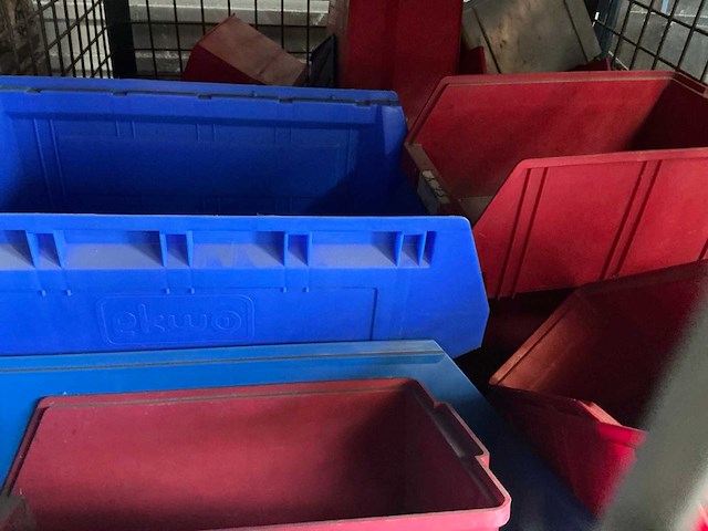 Partij diverse grijpbakjes - afbeelding 1 van  4