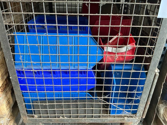 Partij diverse grijpbakjes - afbeelding 2 van  4