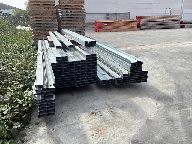 Partij diverse gyproc studs - afbeelding 7 van  12