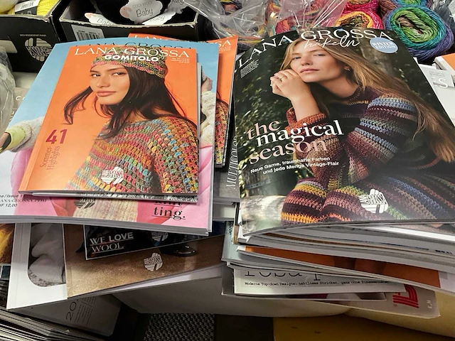 Partij diverse hand- en patronenboeken - afbeelding 6 van  11