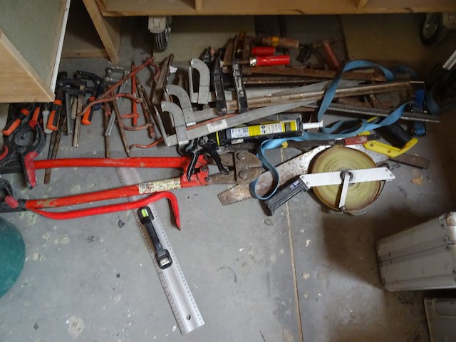 Partij diverse handgereedschap - afbeelding 1 van  17