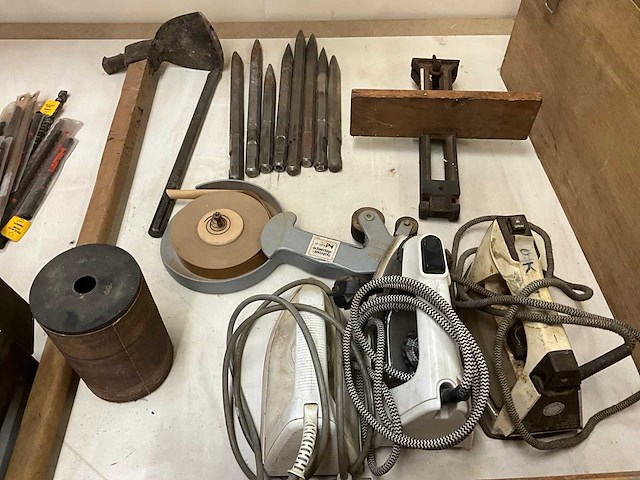 Partij diverse handgereedschap - afbeelding 4 van  5