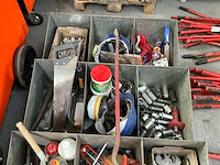 Partij diverse handgereedschappen en aannemersmaterialen - afbeelding 2 van  2
