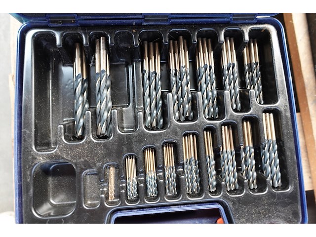 Partij diverse handgereedschappen & toebehoren - afbeelding 3 van  6