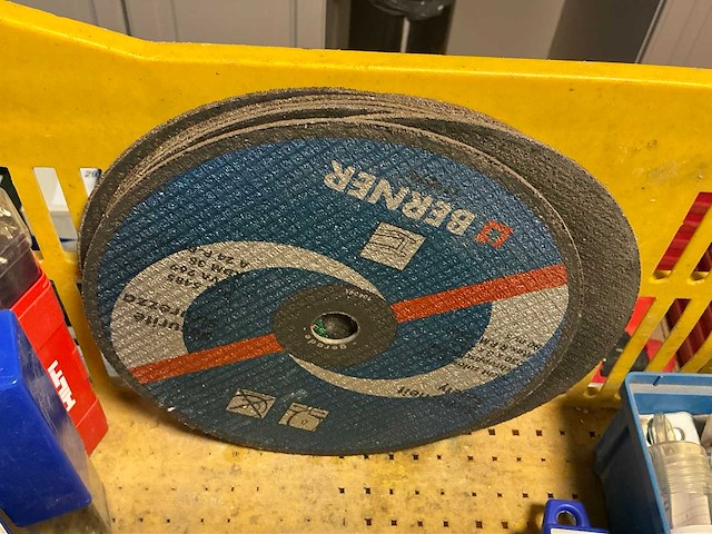 Partij diverse handgereedschappen - afbeelding 3 van  19