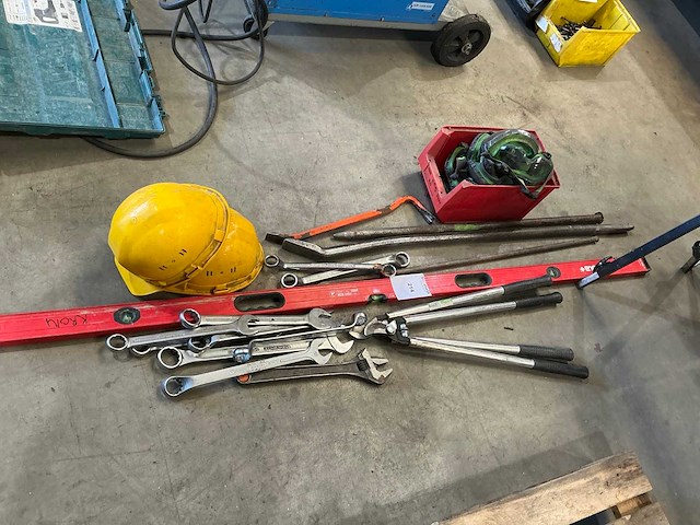 Partij diverse handgereedschappen - afbeelding 1 van  3