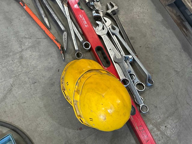 Partij diverse handgereedschappen - afbeelding 3 van  3