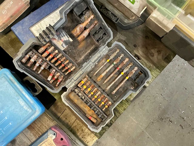 Partij diverse handgereedschappen - afbeelding 2 van  7