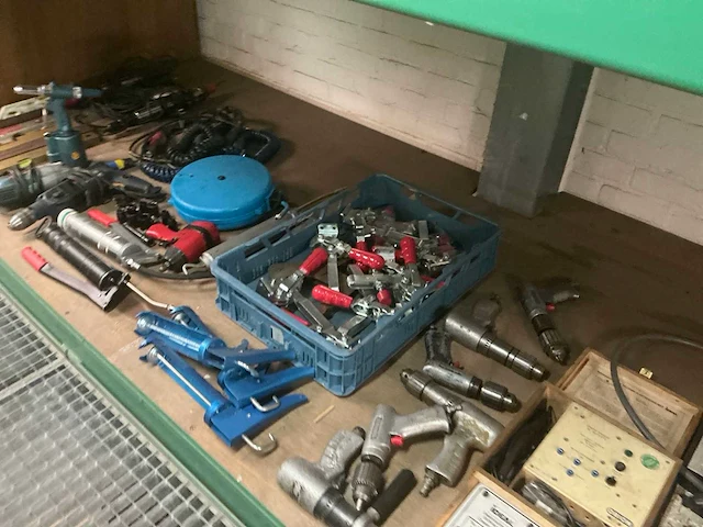 Partij diverse handgereedschappen - afbeelding 7 van  12