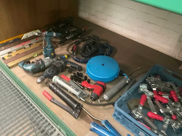 Partij diverse handgereedschappen - afbeelding 9 van  12