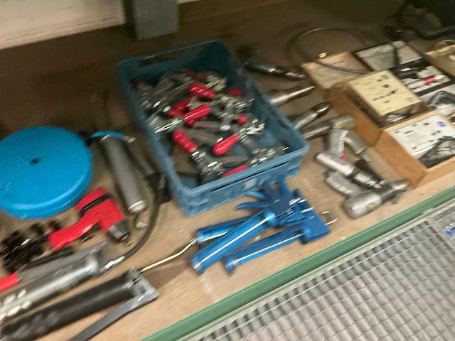 Partij diverse handgereedschappen - afbeelding 12 van  12