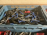 Partij diverse handgereedschappen - afbeelding 5 van  9