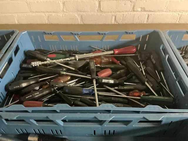 Partij diverse handgereedschappen - afbeelding 7 van  9