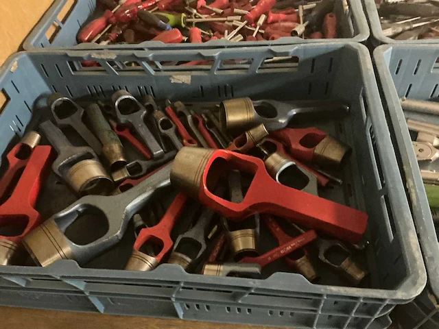 Partij diverse handgereedschappen - afbeelding 8 van  9
