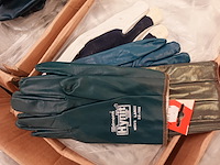 Partij diverse handschoenen - afbeelding 2 van  7