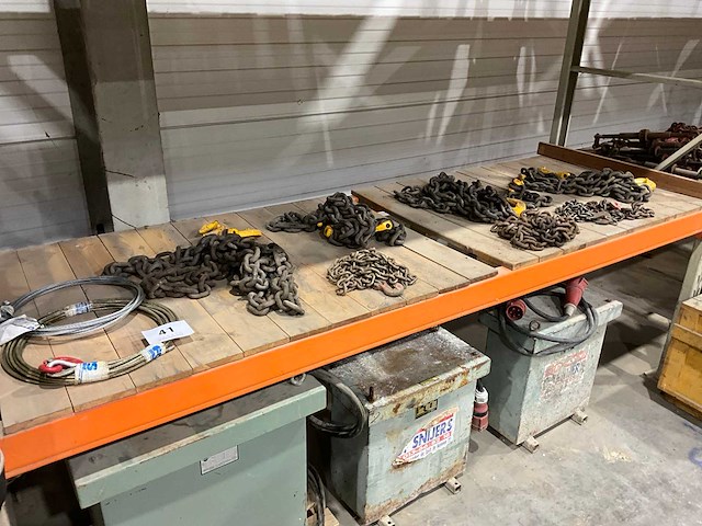 Partij diverse hijskettingen - afbeelding 1 van  5